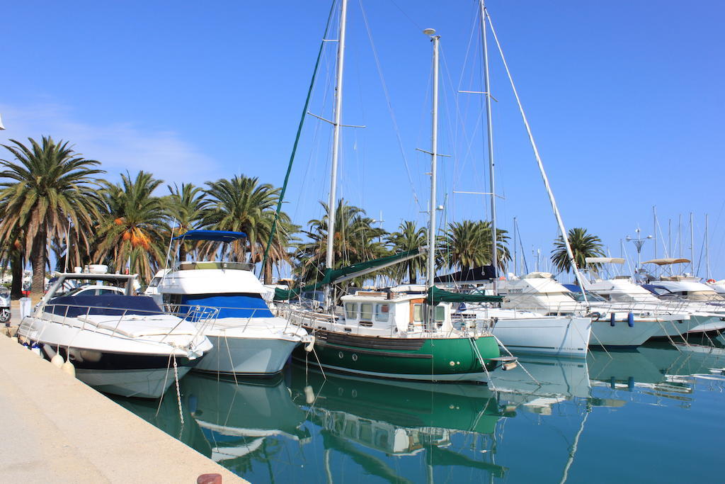 Azur 3000 Lägenhet Saint-Laurent-du-Var Exteriör bild